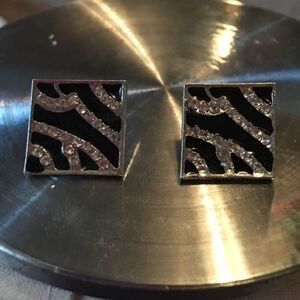 (F3) Zebra Earrings